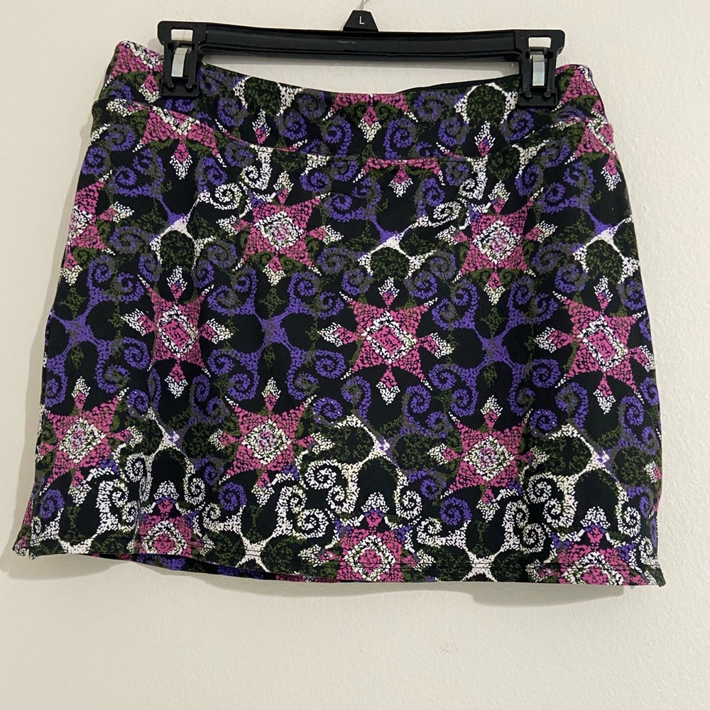 Tranquility Women’s Patterned Mini Skirt in Black, Purple & Pink